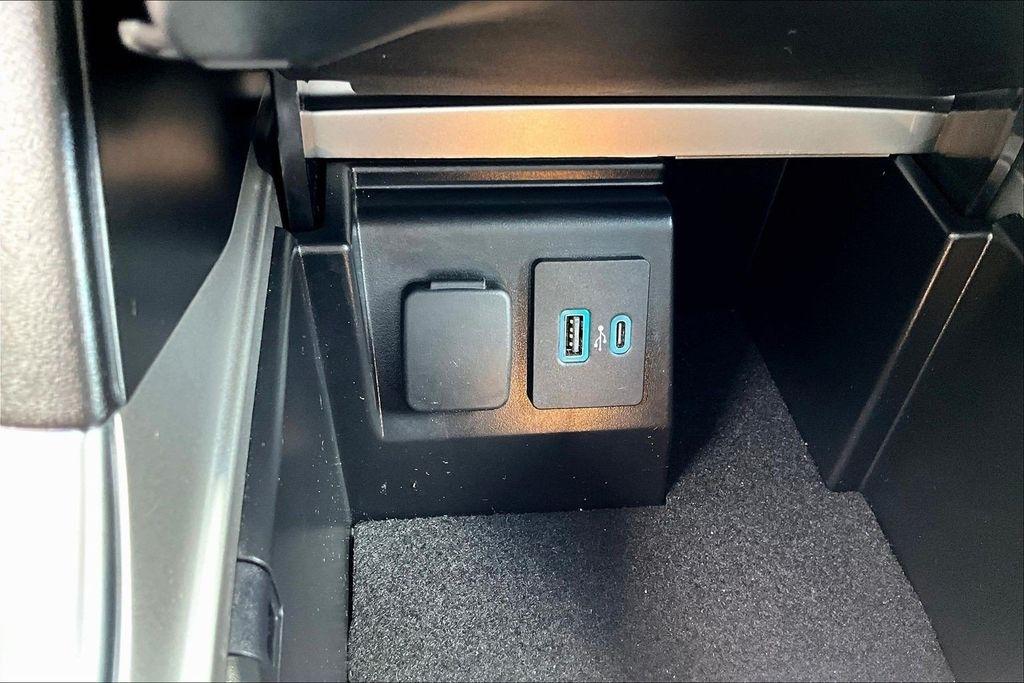 Ford Explorer XLT 2024