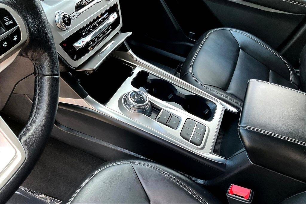 Ford Explorer XLT 2024