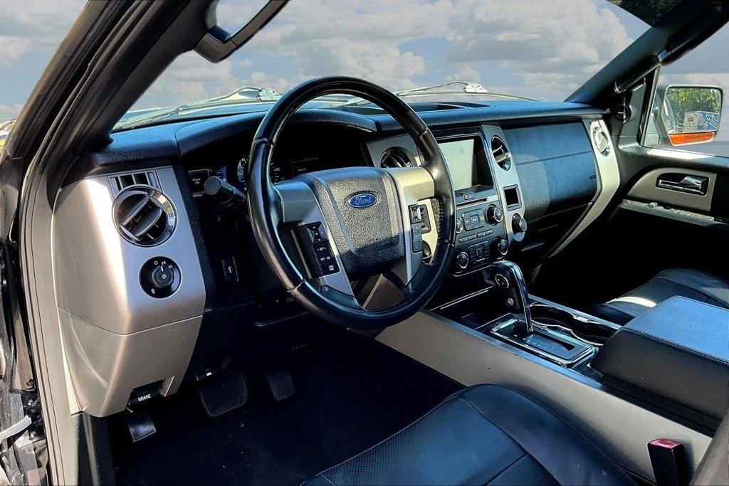 Ford Expedition Limited 2WD 2015