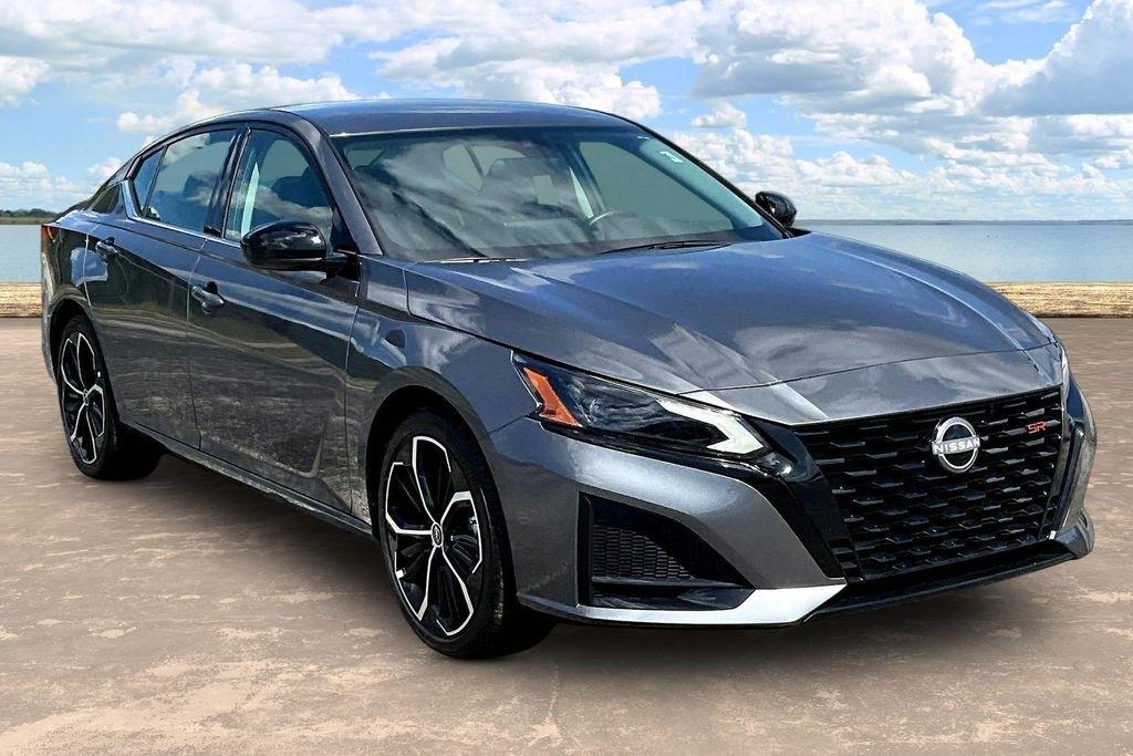 2026 Nissan Altima 2.5 SR