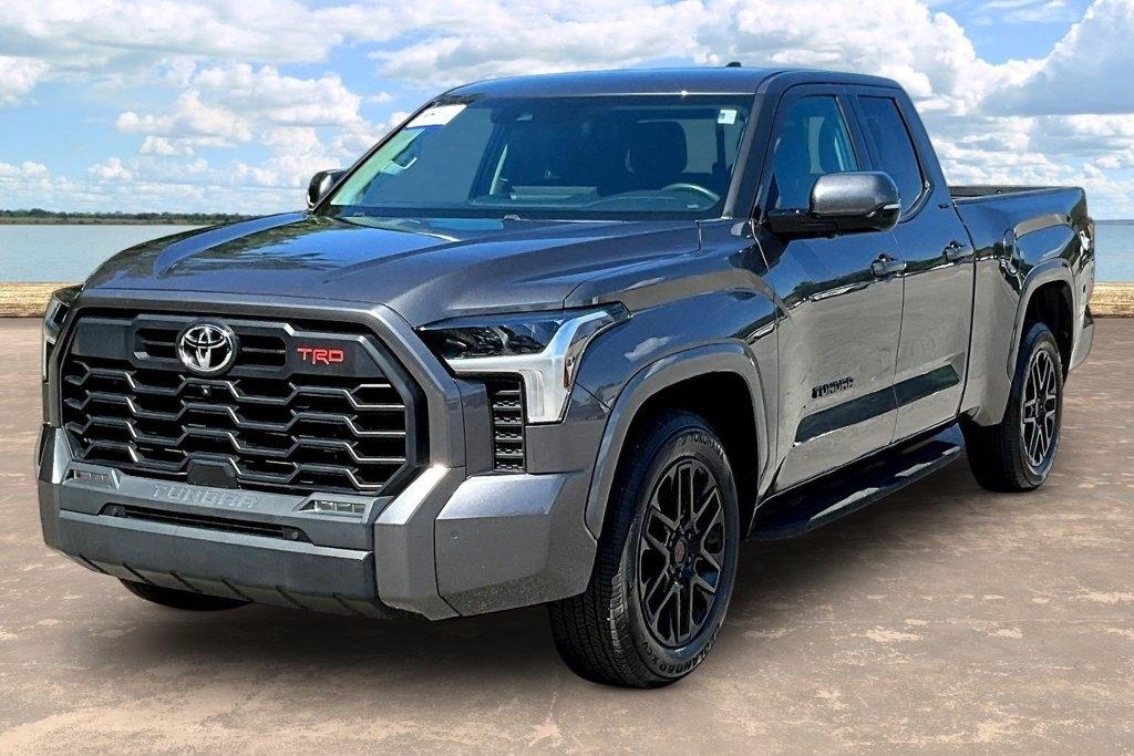 Toyota Tundra SR5 Double Cab 4WD 2023