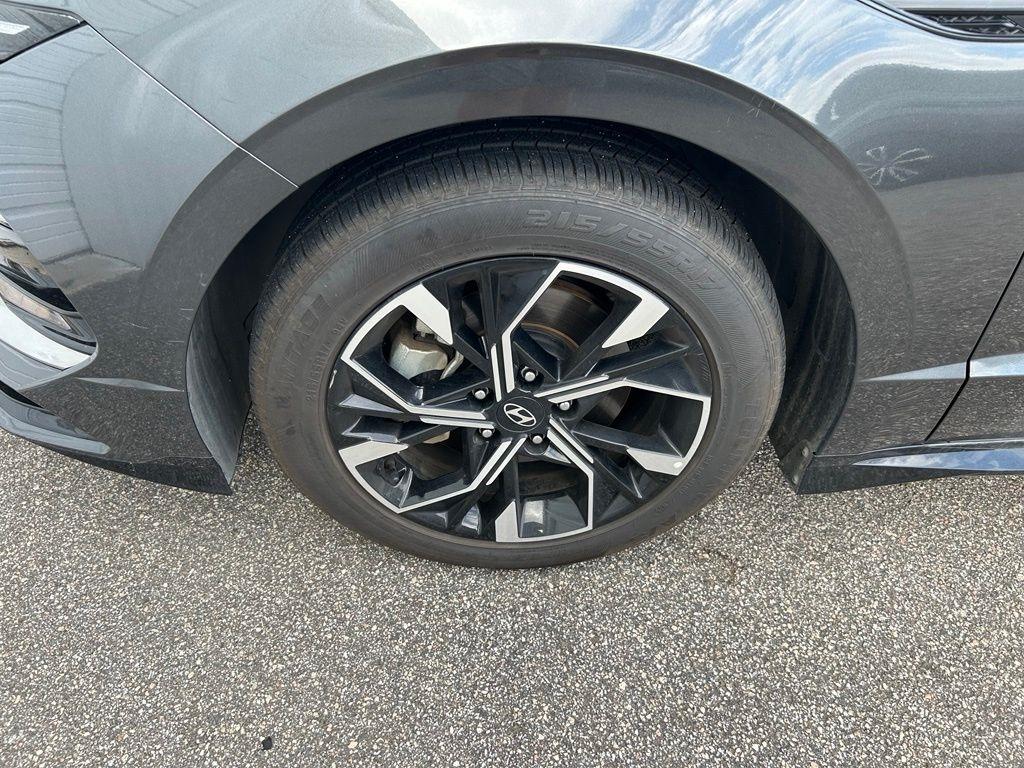 Hyundai Sonata SEL 2025