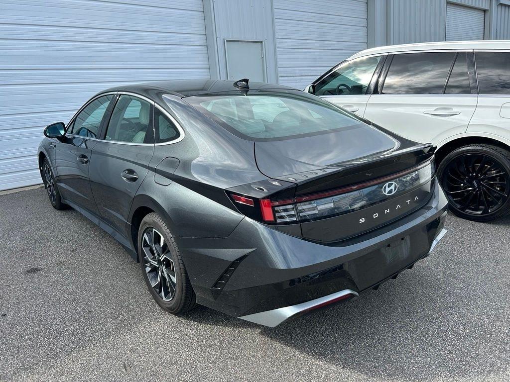 Hyundai Sonata SEL 2025