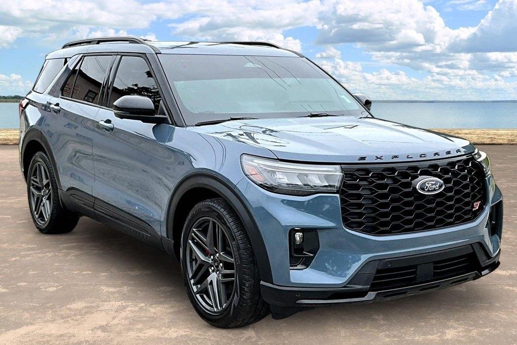 2026 Ford Explorer ST AWD