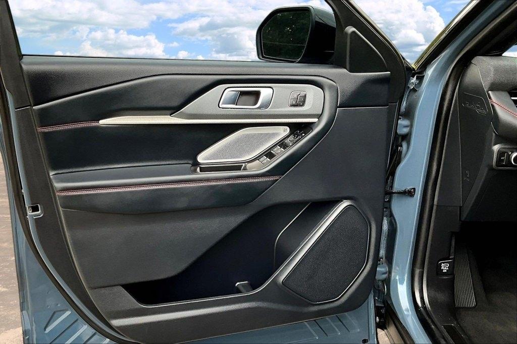 Ford Explorer ST AWD 2026