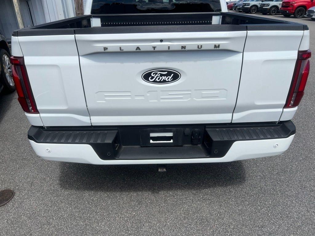 Ford F-150 Platinum SuperCrew 4WD 2025
