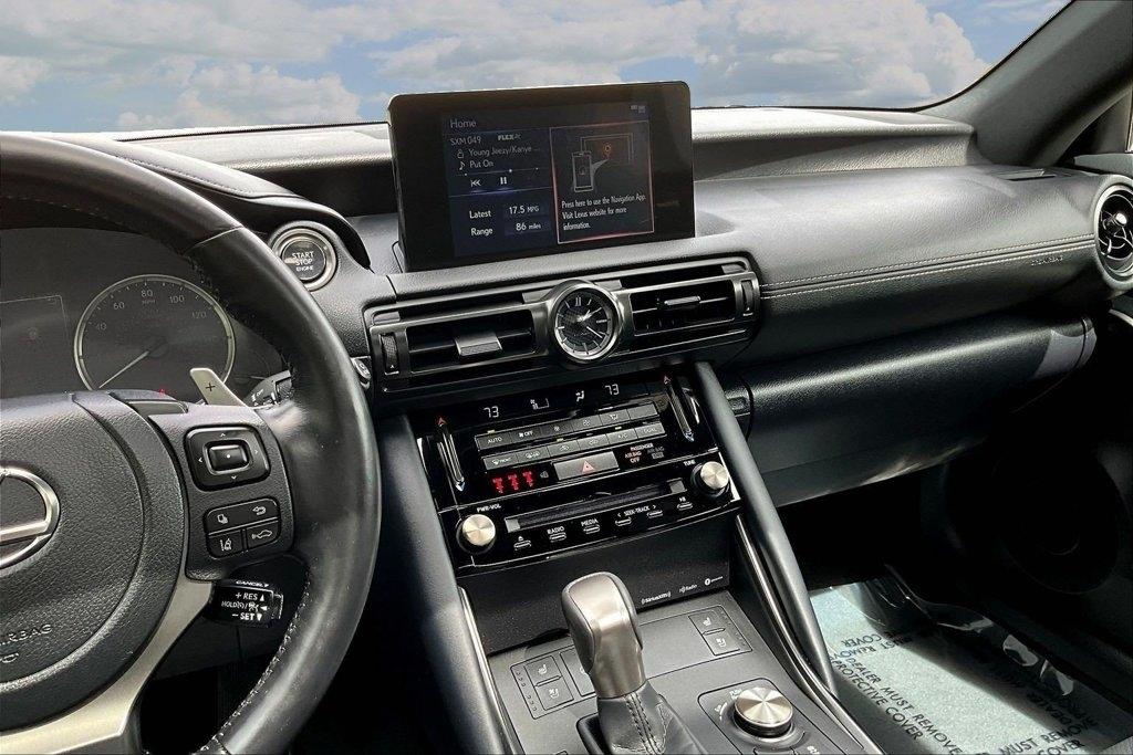 Lexus IS 300 RWD 2023