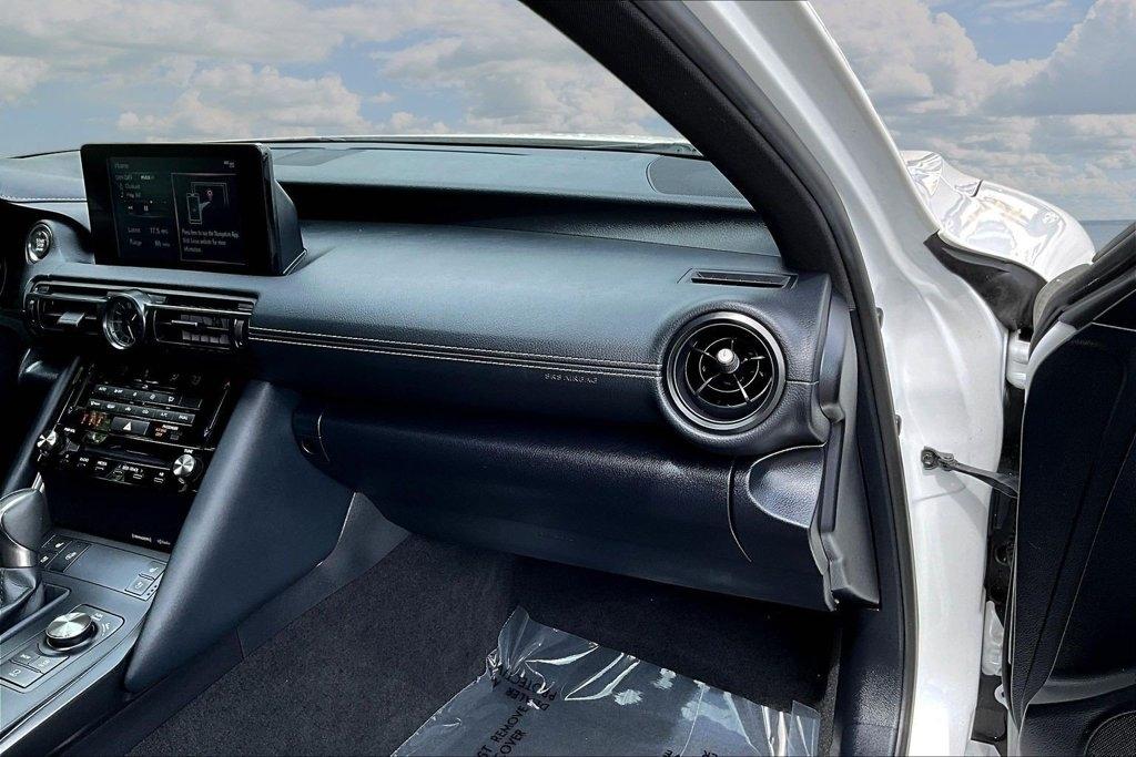 Lexus IS 300 RWD 2023
