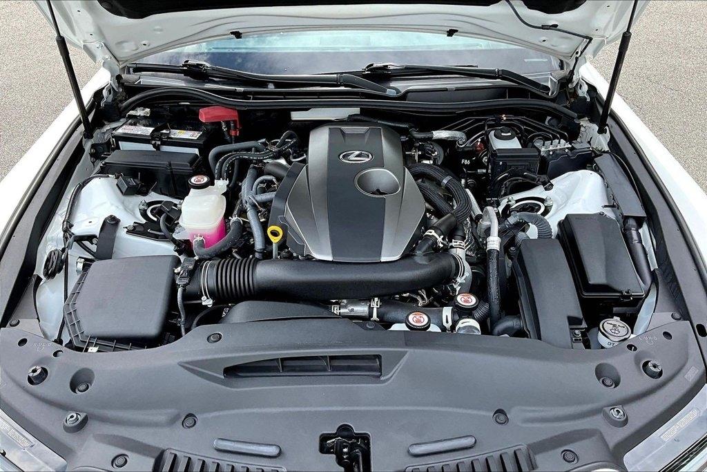 Lexus IS 300 RWD 2023
