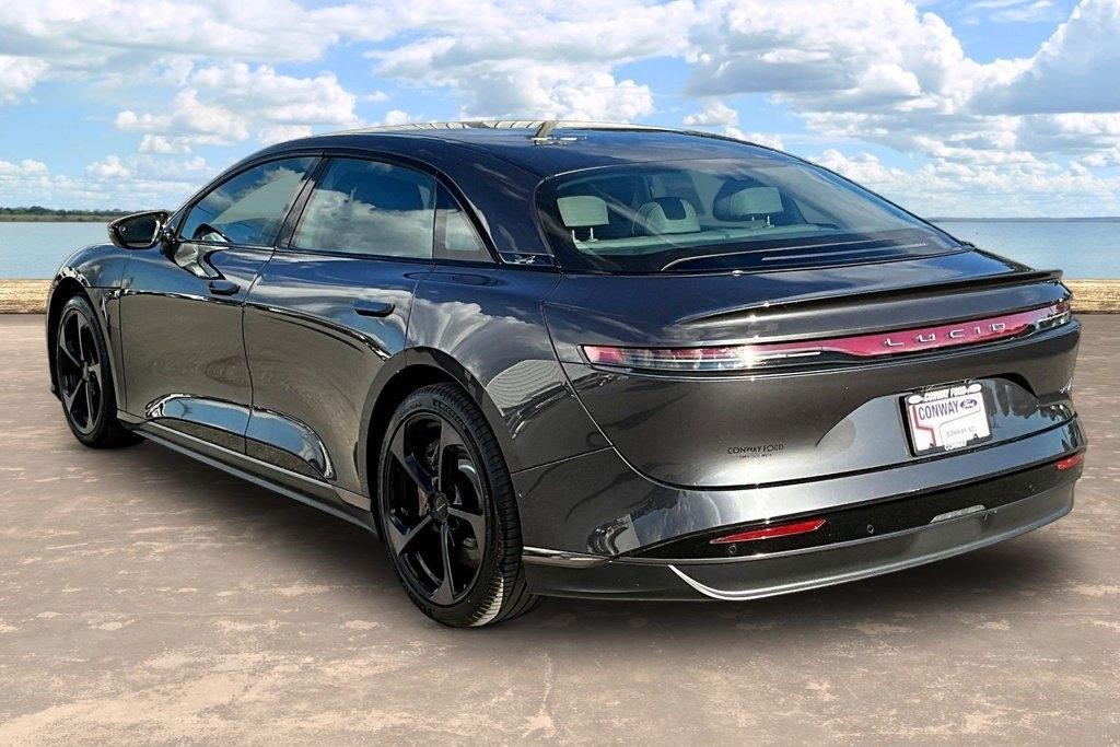 Lucid Air Pure 2024