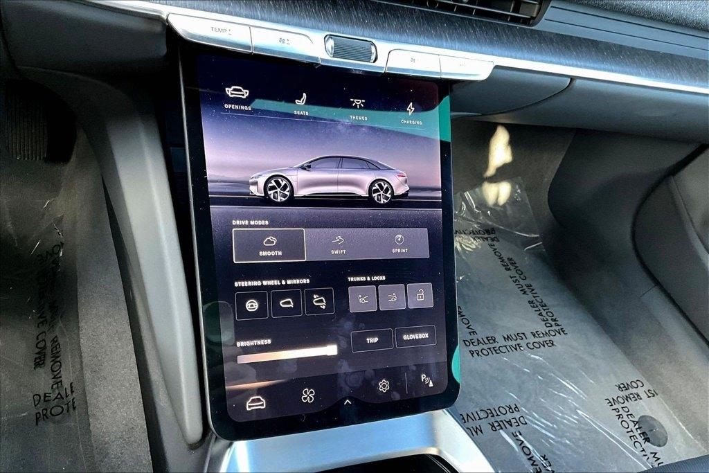 Lucid Air Pure 2024