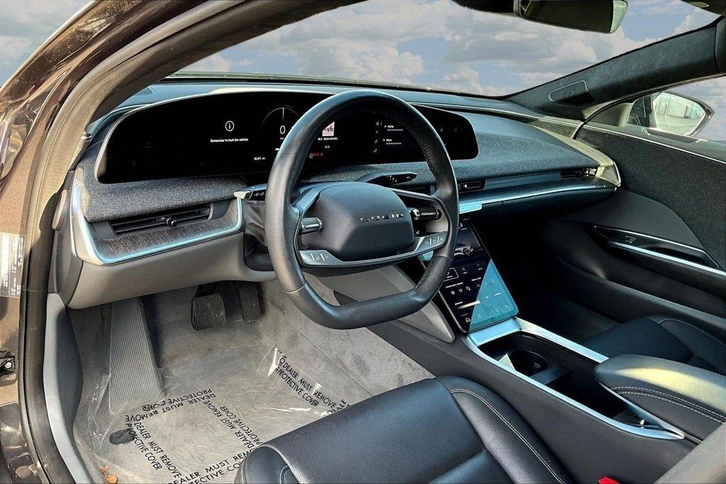 Lucid Air Pure 2024