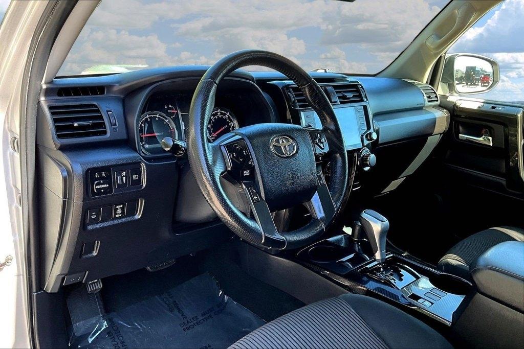 Toyota 4Runner TRD Off-road 4WD 2021