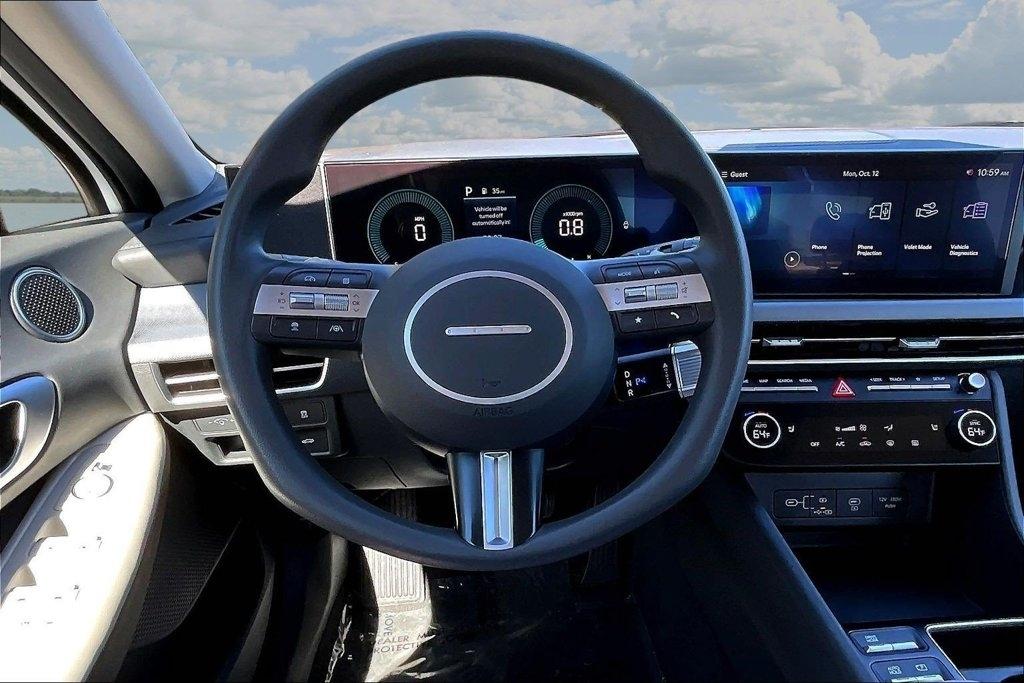Hyundai Sonata SEL 2025