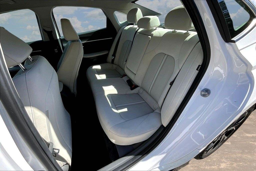 Hyundai Sonata SEL 2025
