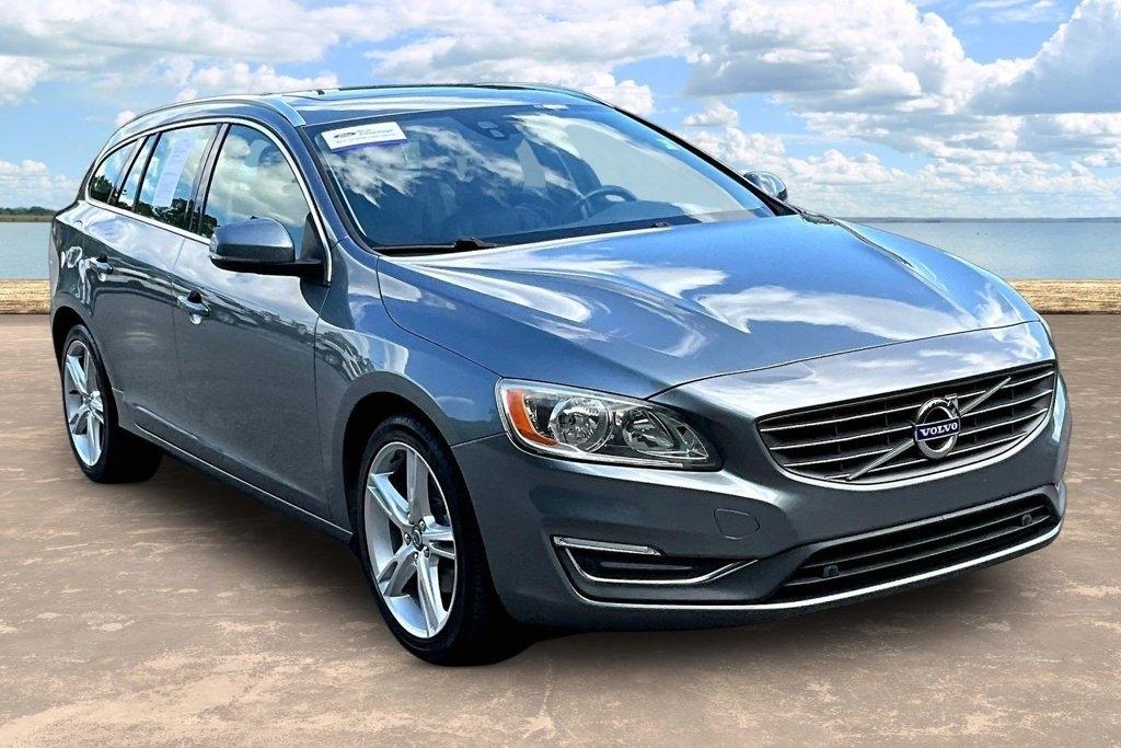 2017 Volvo V60 T5 Premier FWD