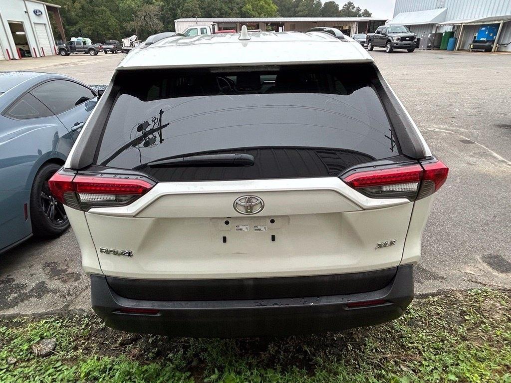Toyota RAV4 XLE Premium 2022
