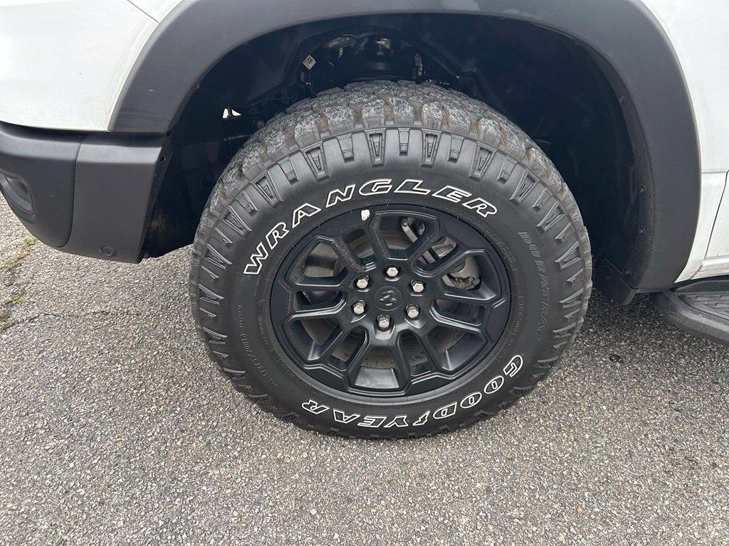 RAM 1500 Rebel Crew Cab SB 4WD 2026