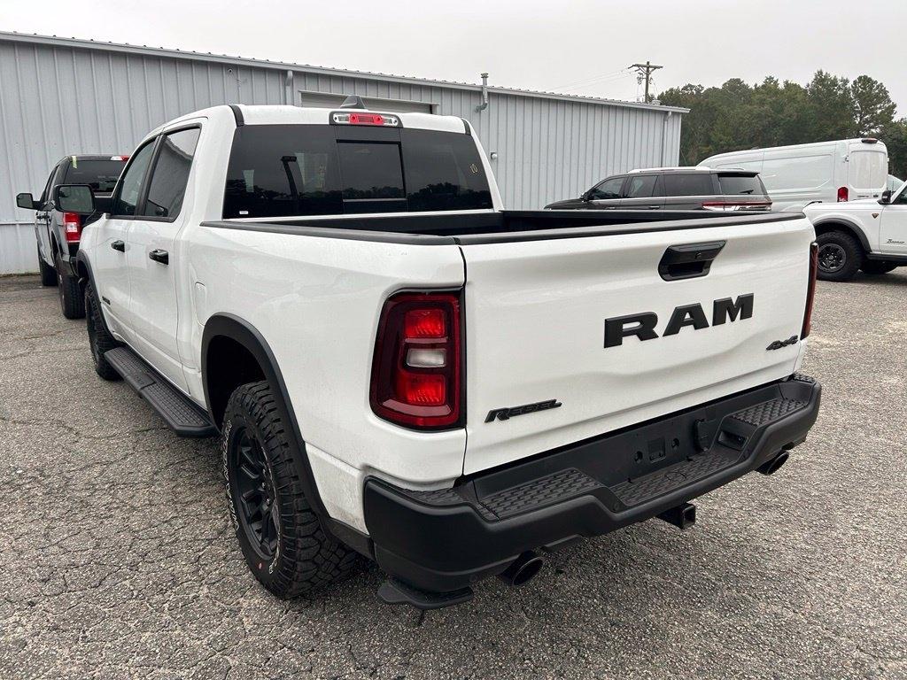 RAM 1500 Rebel Crew Cab SB 4WD 2026