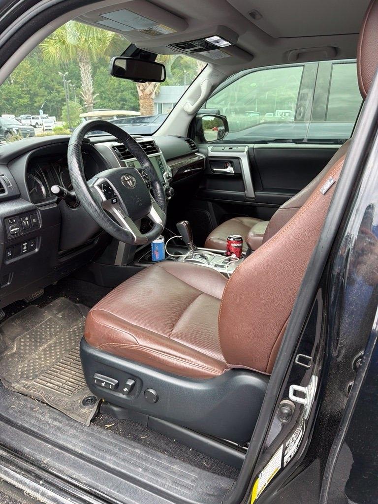 Toyota 4Runner Limited 2WD 2023