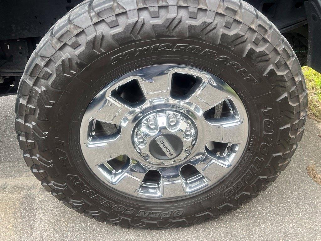 Ford F-250 SD XL Crew Cab 4WD 2024