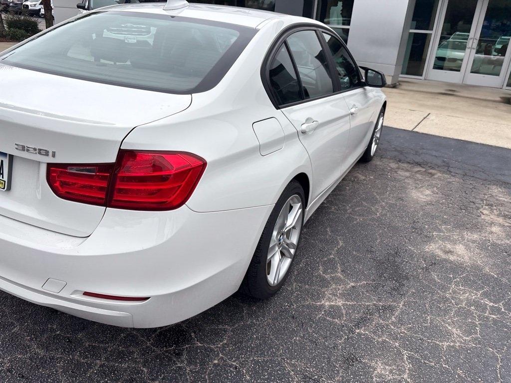BMW 3-Series 328i xDrive Sedan SULEV 2015