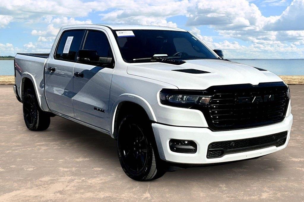 2025 RAM 1500 Laramie Crew Cab SWB 4WD