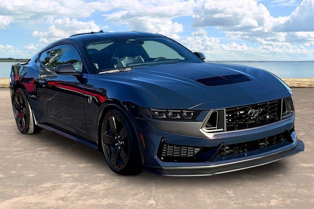 2025 Ford Mustang Dark Horse