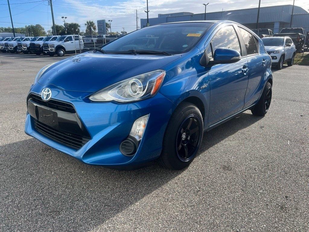 Toyota Prius c Four 2015