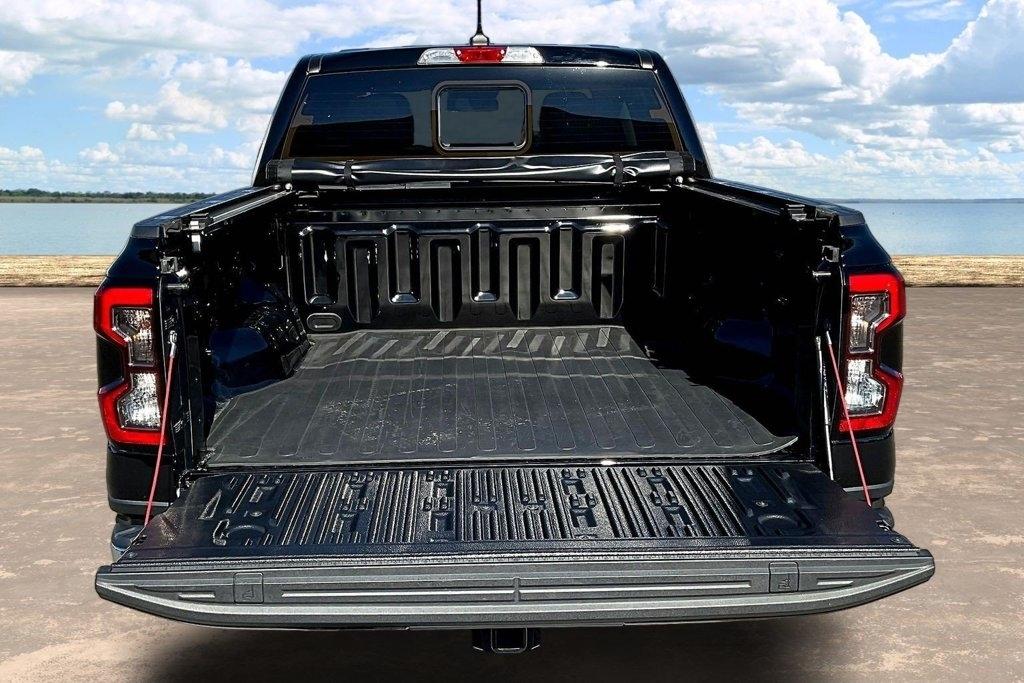 Ford Ranger XLT SuperCrew 4WD 2025