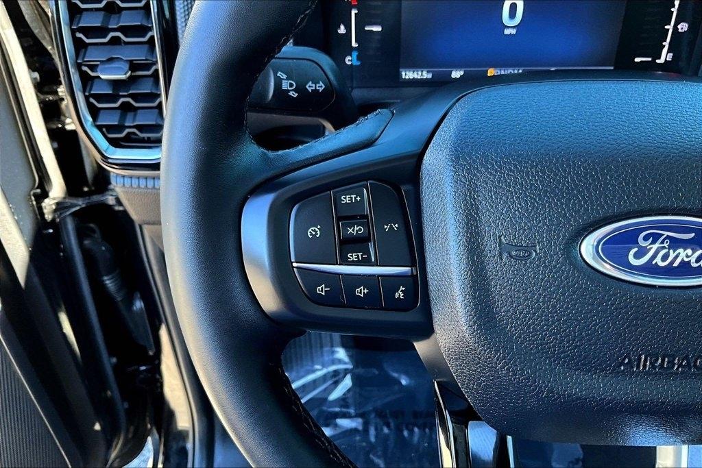 Ford Ranger XLT SuperCrew 4WD 2025