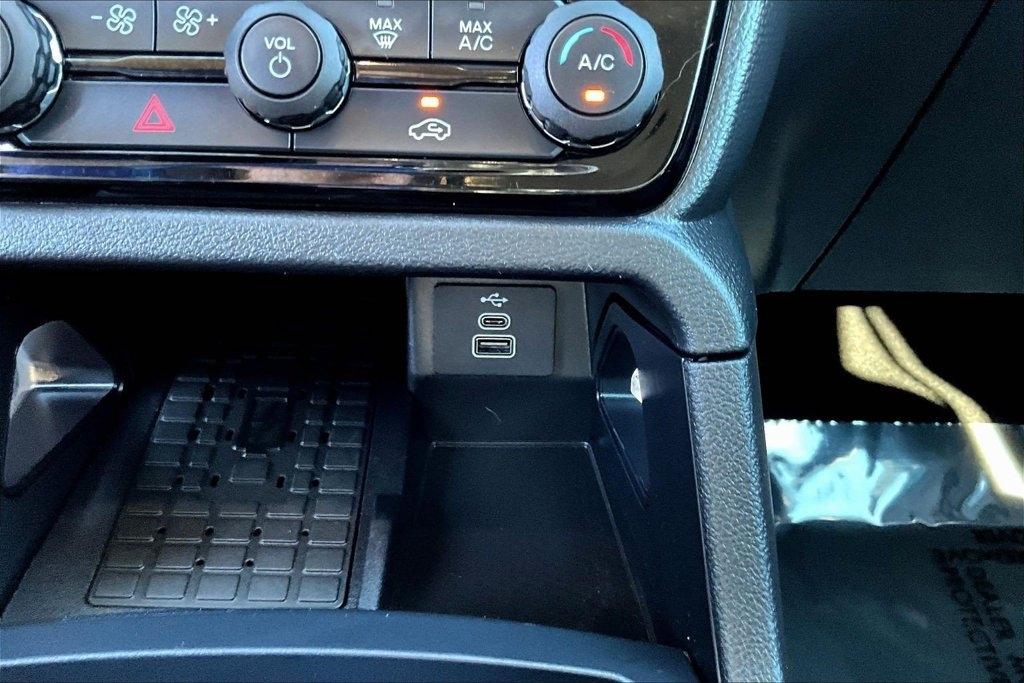 Ford Ranger XLT SuperCrew 4WD 2025