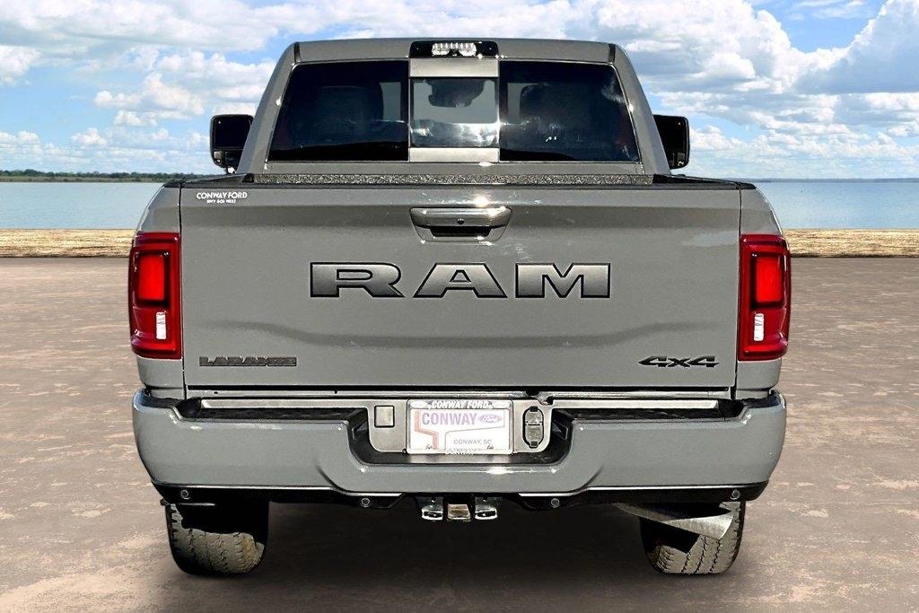 RAM 2500 Laramie Crew Cab 4WD 2026