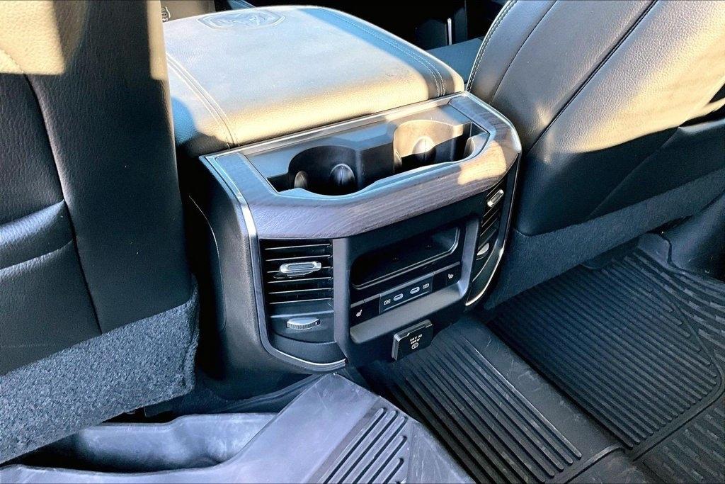 RAM 2500 Laramie Crew Cab 4WD 2026