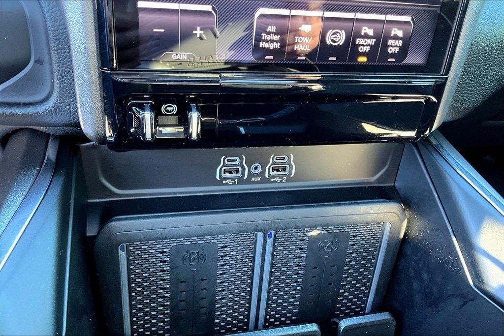 RAM 2500 Laramie Crew Cab 4WD 2026
