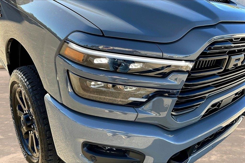 RAM 2500 Laramie Crew Cab 4WD 2026