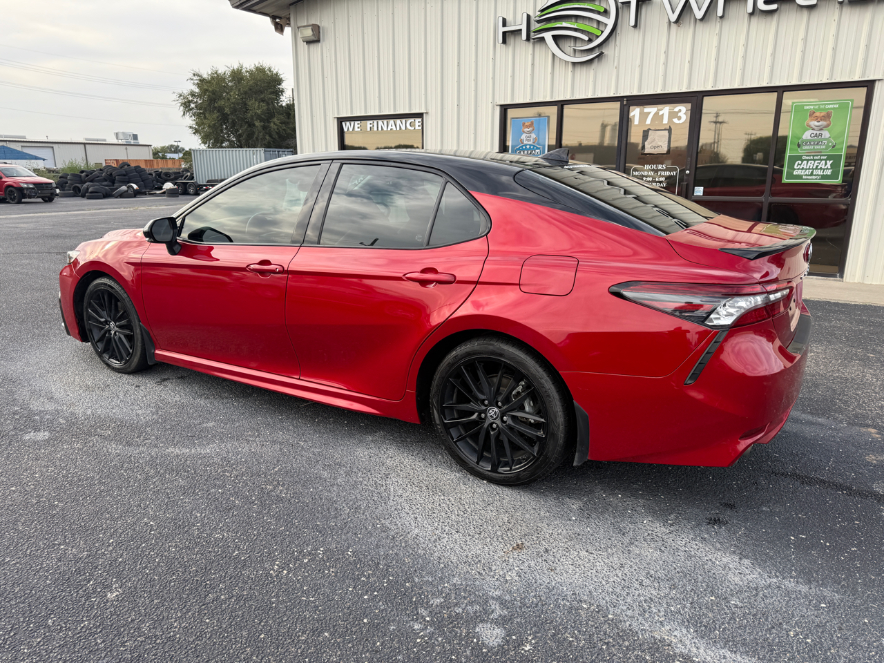 Toyota Camry Hybrid XSE CVT (Natl) 2022