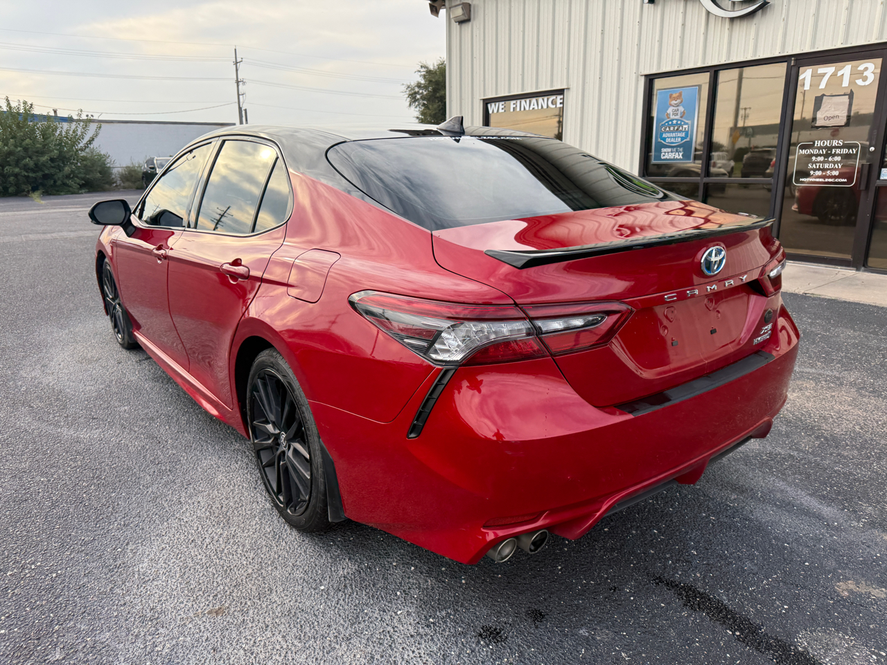 Toyota Camry Hybrid XSE CVT (Natl) 2022