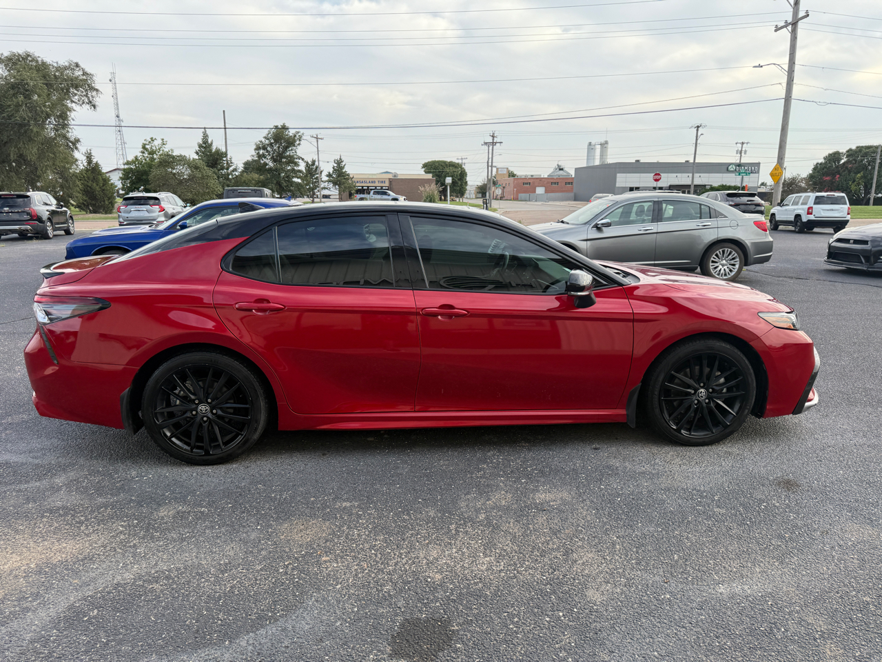 Toyota Camry Hybrid XSE CVT (Natl) 2022