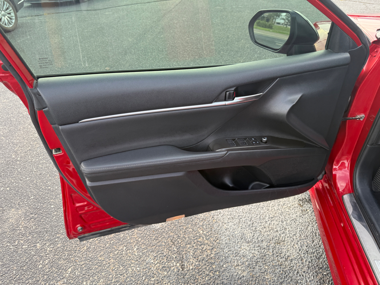 Toyota Camry Hybrid XSE CVT (Natl) 2022