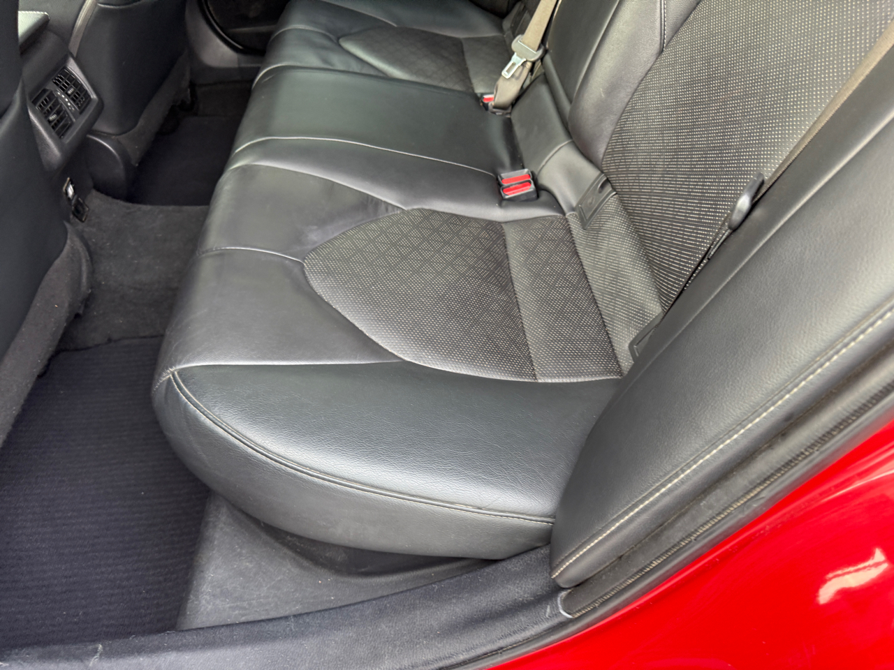 Toyota Camry Hybrid XSE CVT (Natl) 2022