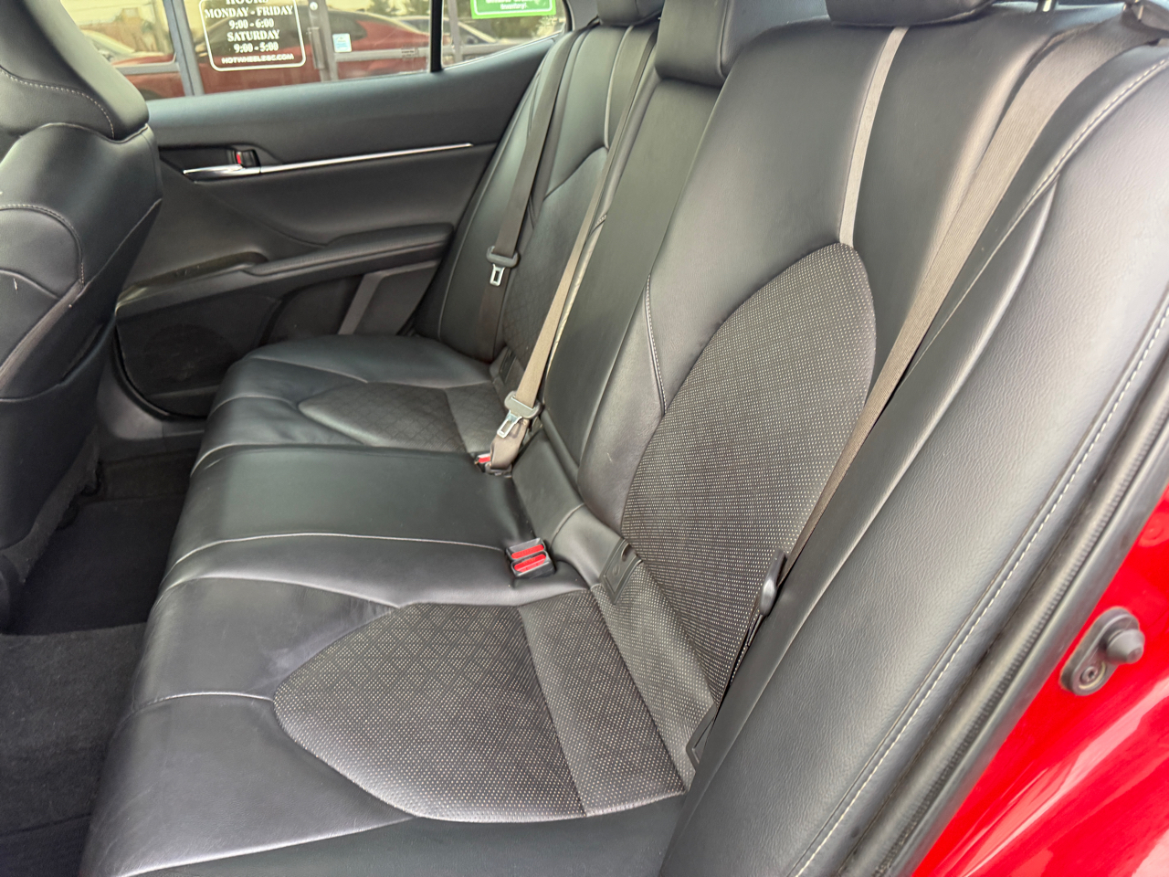 Toyota Camry Hybrid XSE CVT (Natl) 2022