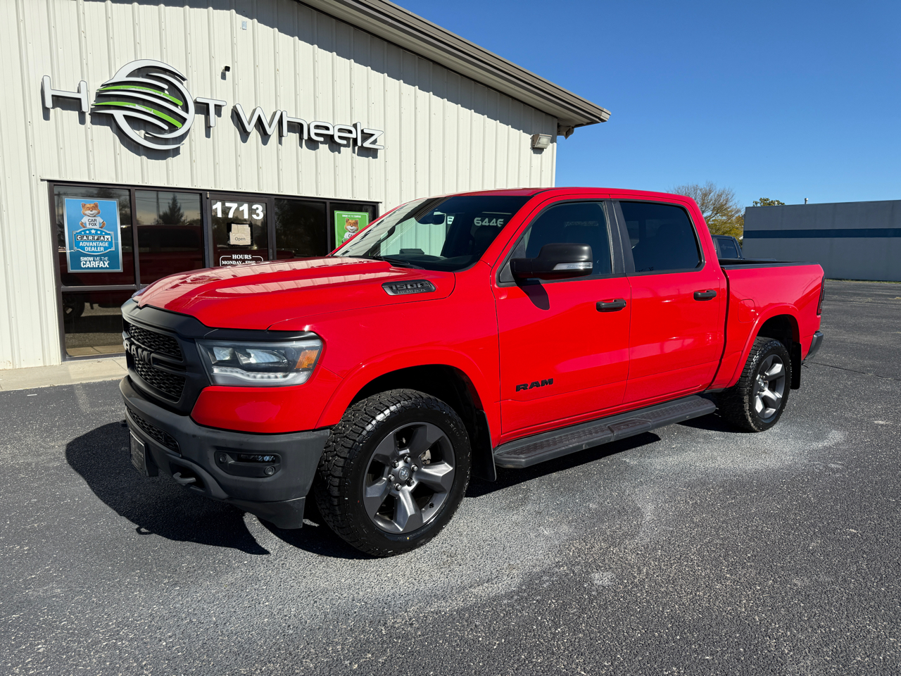 RAM 1500 Big Horn 4x4 Crew Cab 5'7" Box 2021