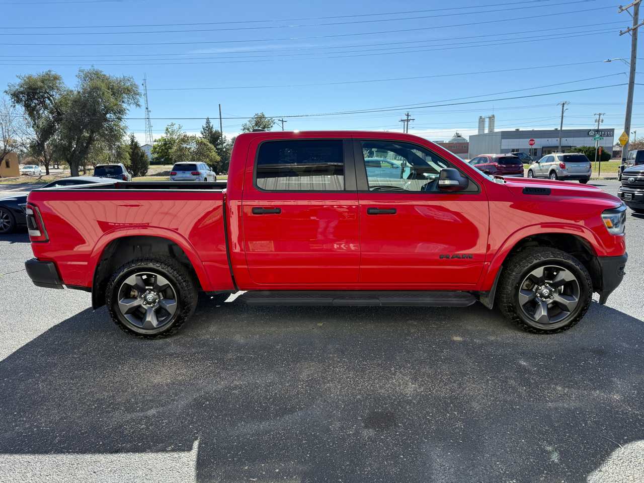 RAM 1500 Big Horn 4x4 Crew Cab 5'7" Box 2021