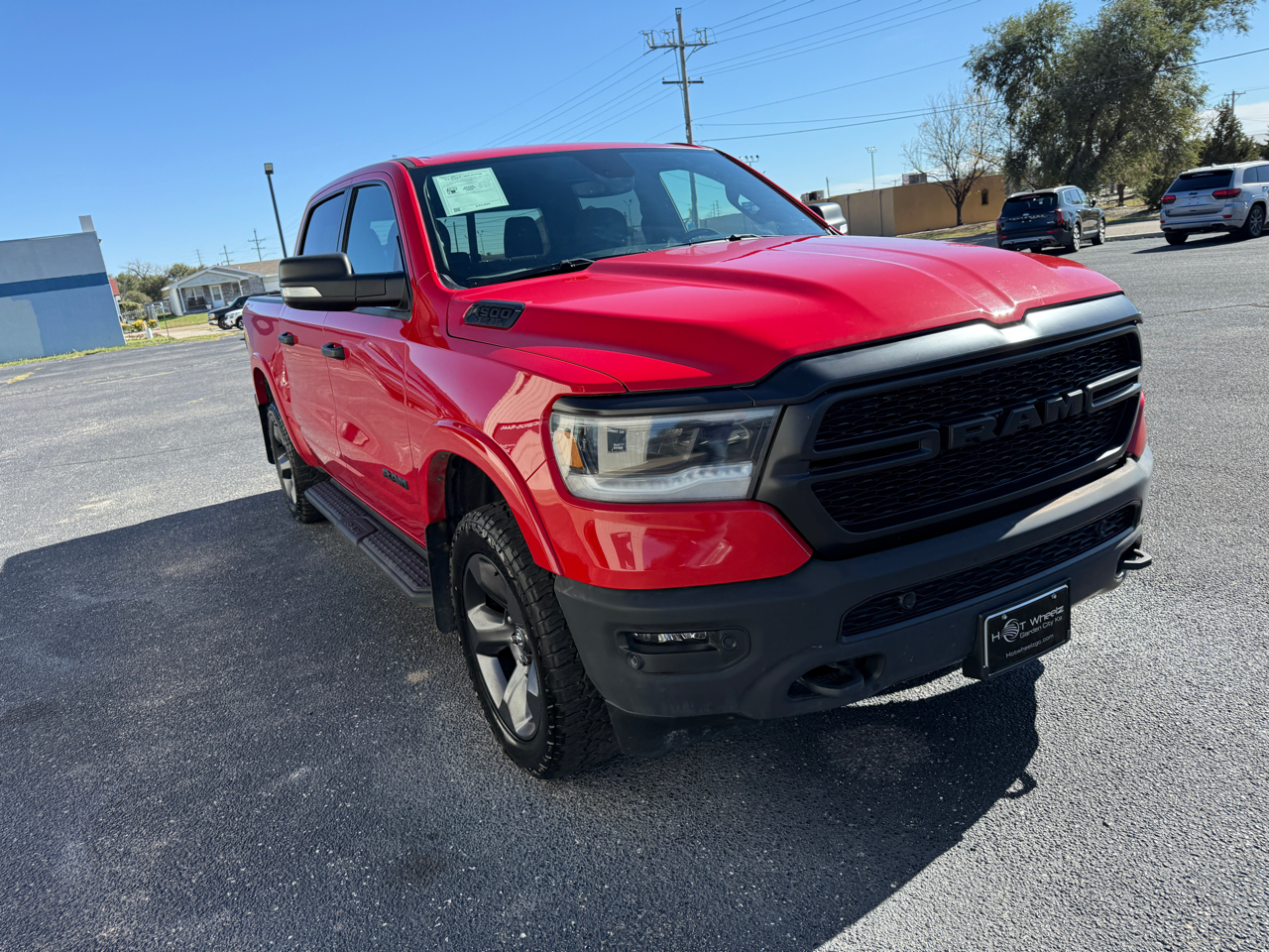 RAM 1500 Big Horn 4x4 Crew Cab 5'7" Box 2021