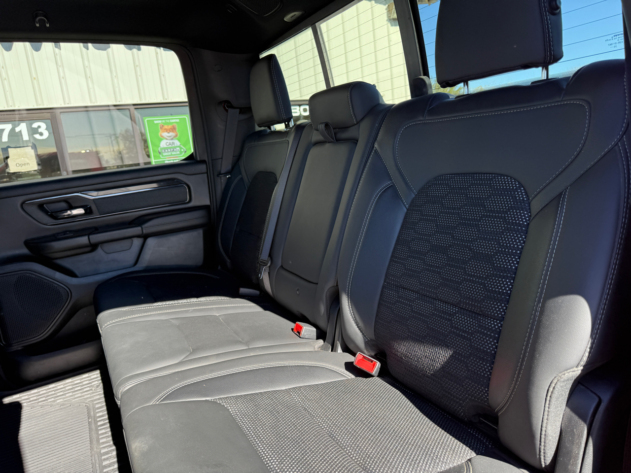 RAM 1500 Big Horn 4x4 Crew Cab 5'7" Box 2021