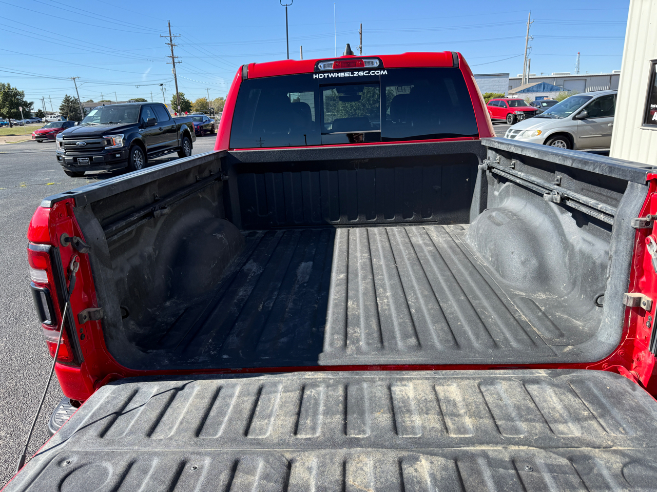 RAM 1500 Big Horn 4x4 Crew Cab 5'7" Box 2021