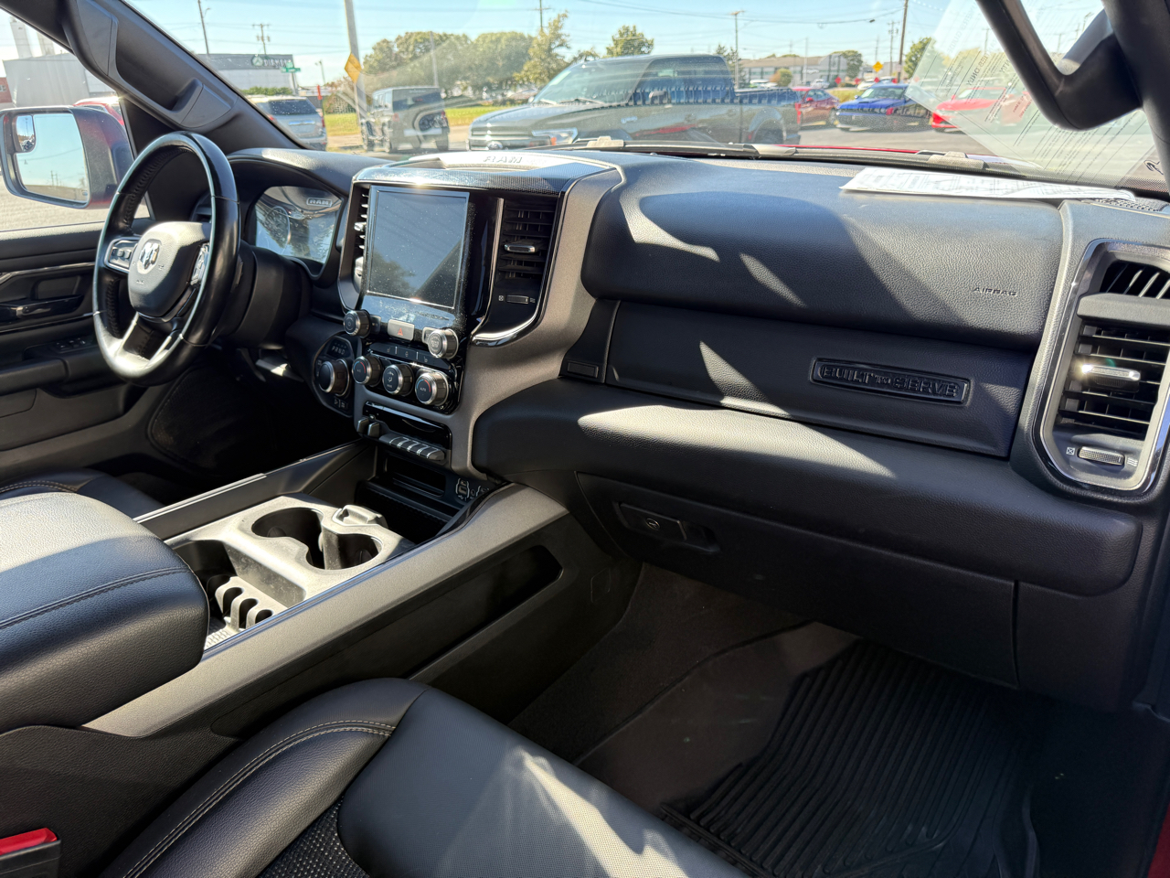 RAM 1500 Big Horn 4x4 Crew Cab 5'7" Box 2021