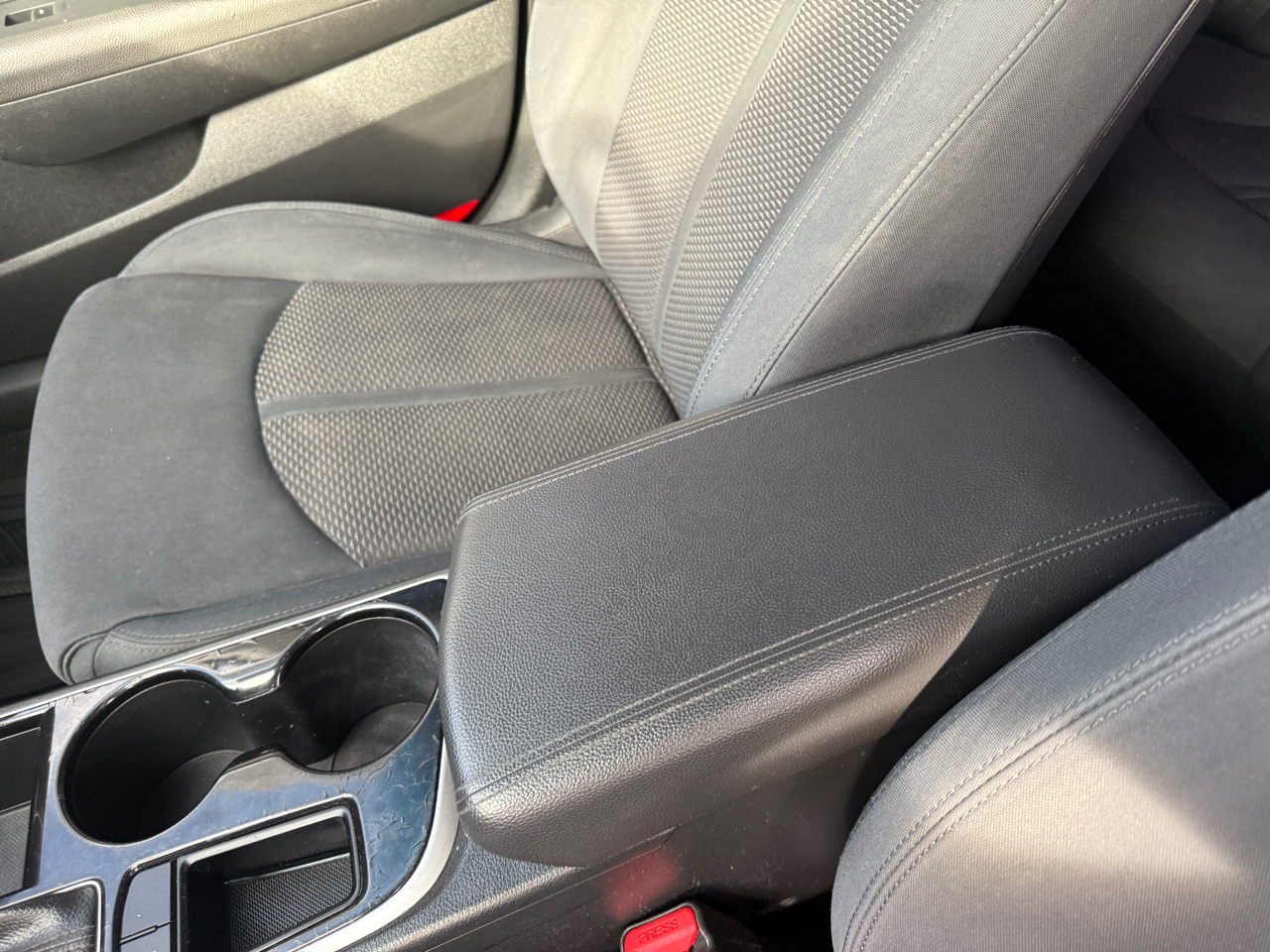 Hyundai Sonata SE 2.4L 2018