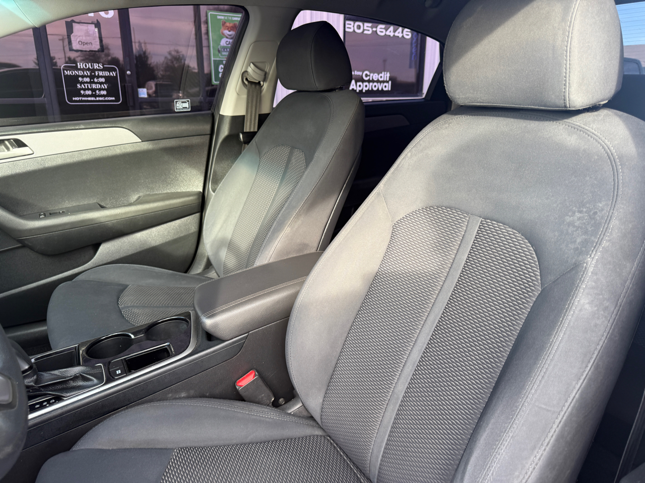 Hyundai Sonata SE 2.4L 2018